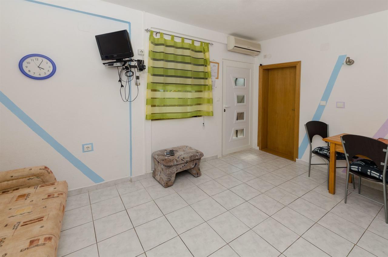 Apartments Ljubica 로고즈니차 외부 사진
