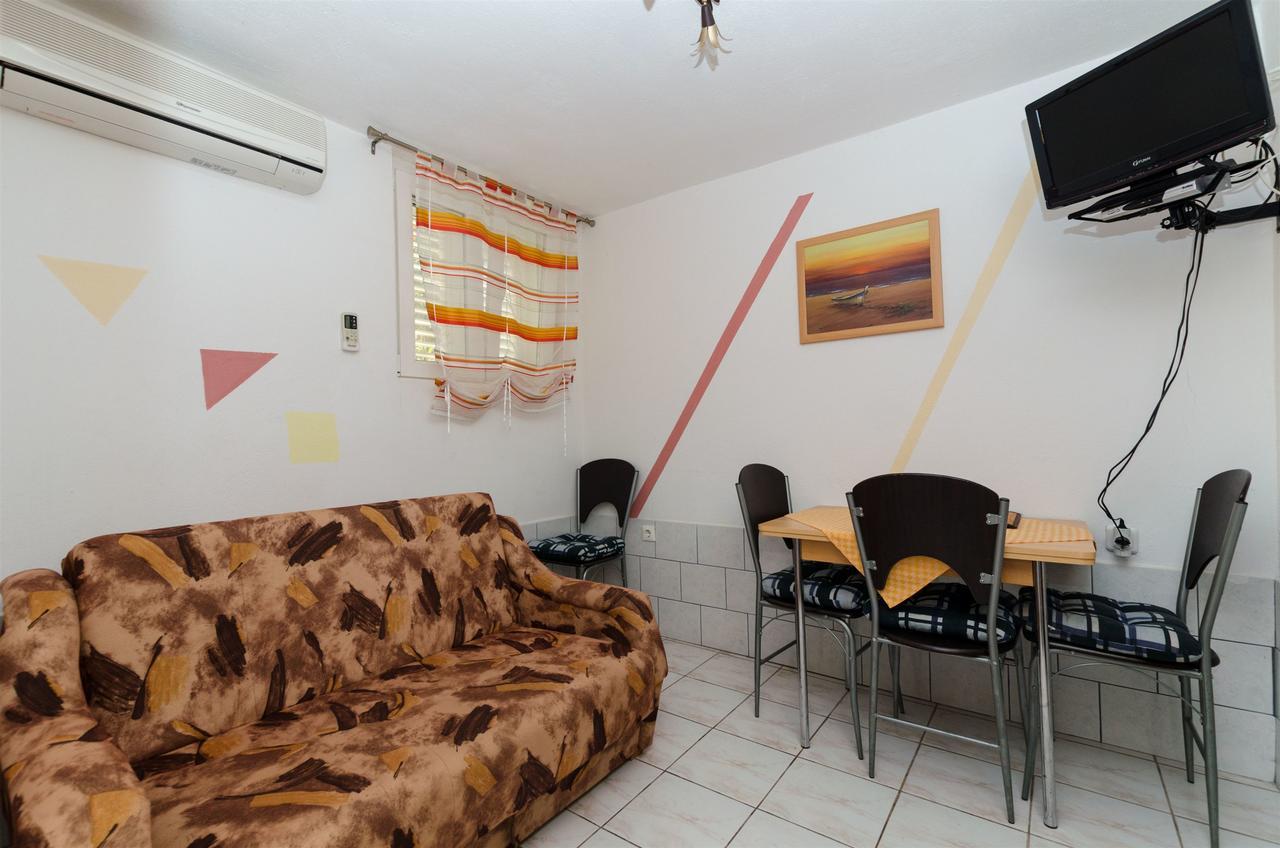Apartments Ljubica 로고즈니차 외부 사진